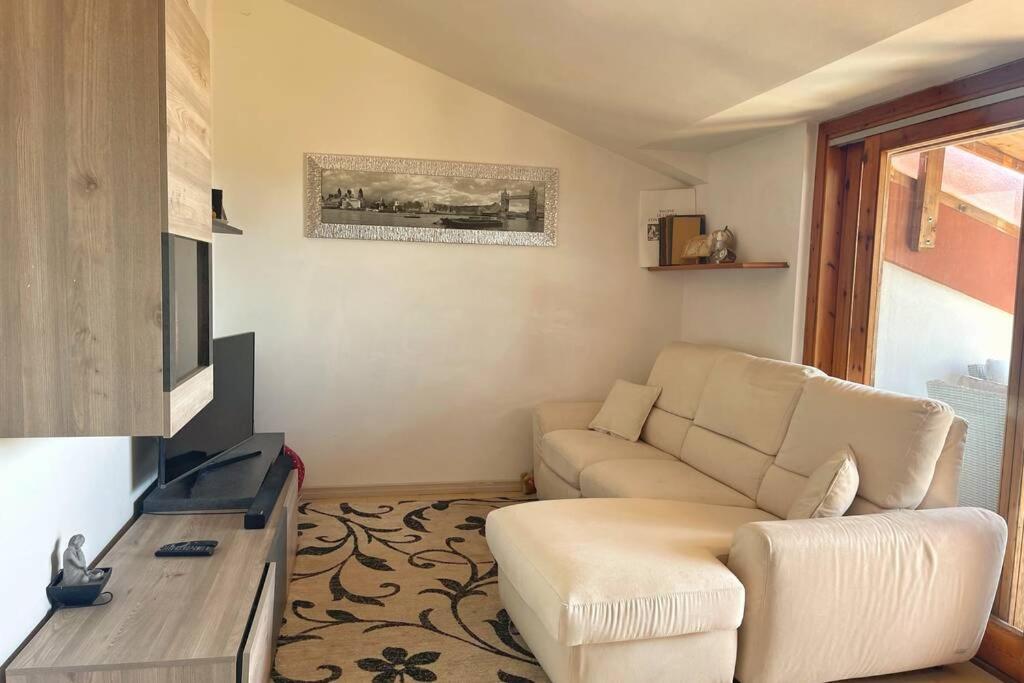 Apartamento Relax Sea View Attic Quartu SantʼElena Exterior foto
